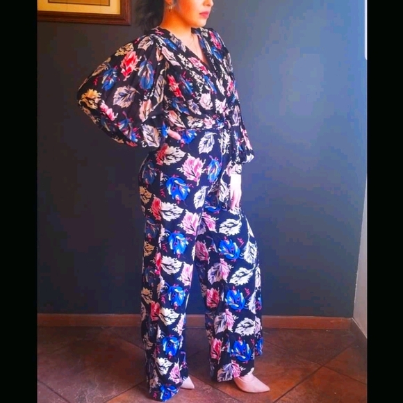 Long sleeve Jumpsuit - Picture 3 of 6